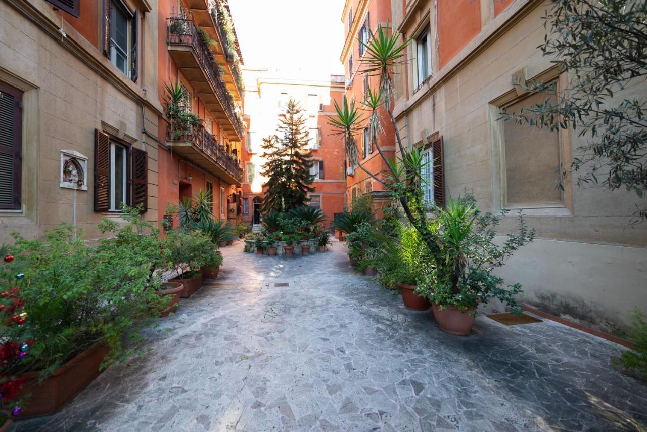 Cento Passi Dal Vaticano Rome Luaran gambar